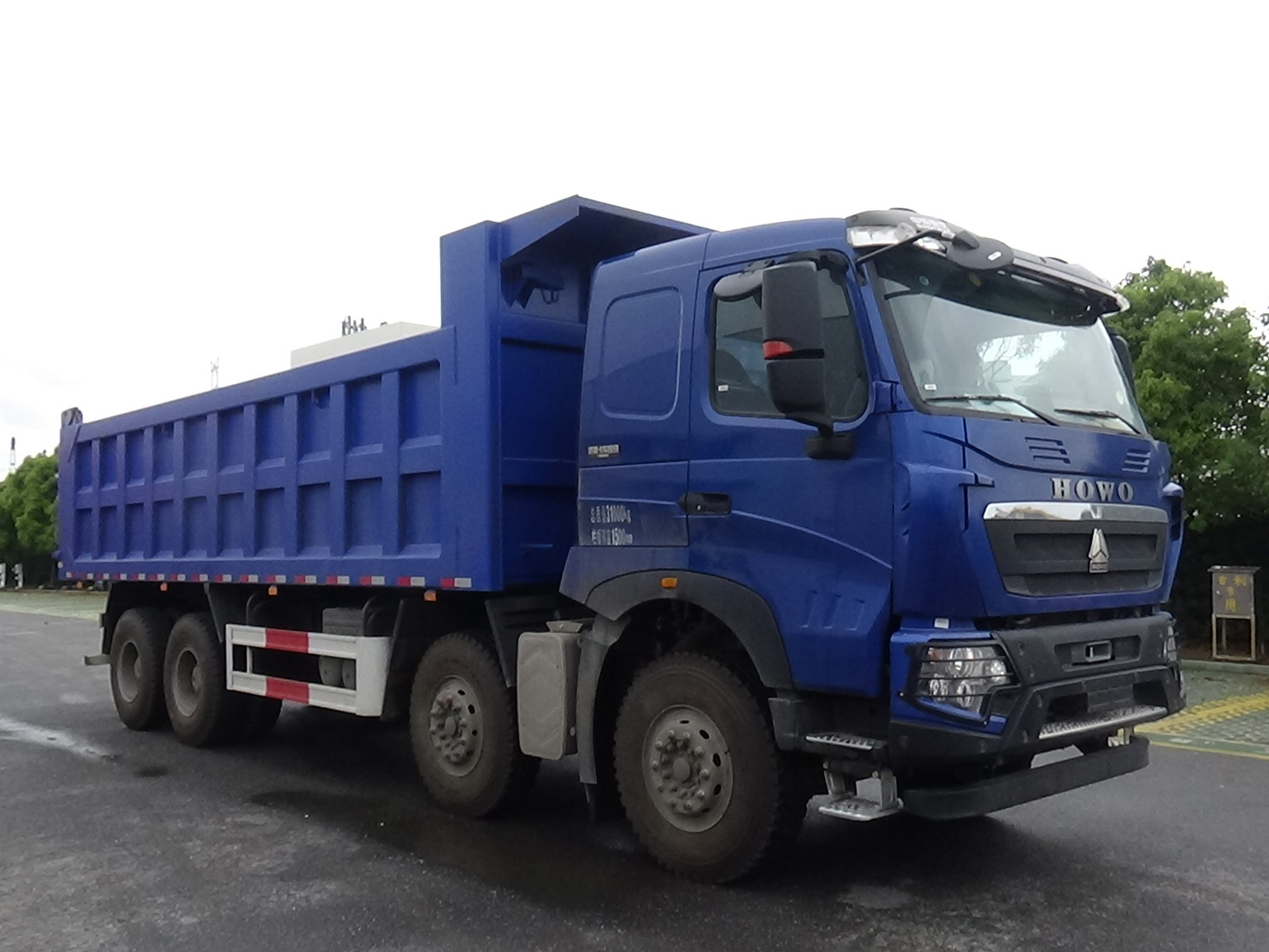 第18批次ZZ3317V386HE1自卸汽车